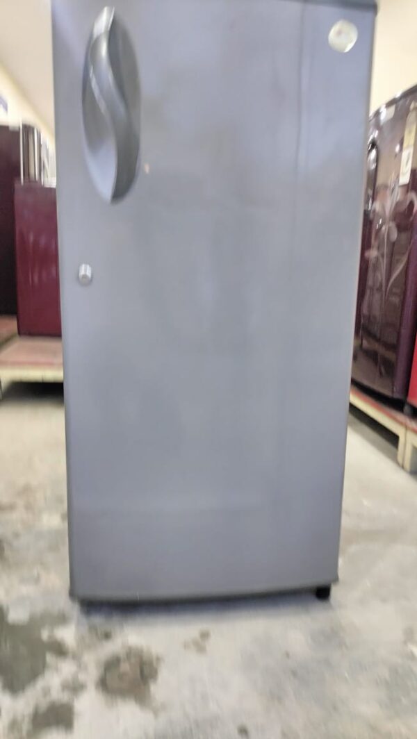 LG 190 ltr Refrigerator Single Door With Grey Color - Image 3