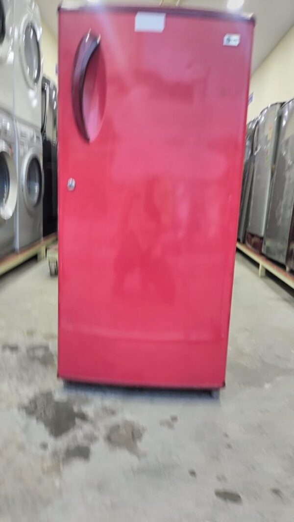 LG 190 ltr Refrigerator Single Door With Red Color - Image 3