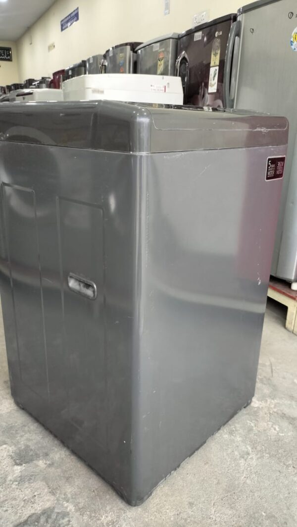 Whirlpool 6.2 Kg Capacity Top Load Fully Automatic Washing Machine - Image 3