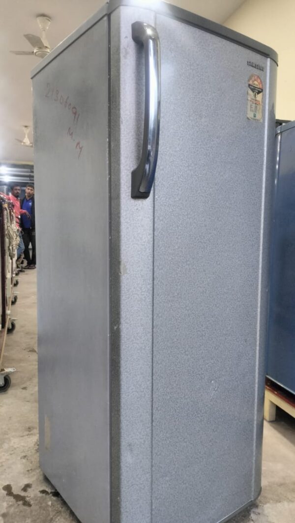 Samsung 240 ltr Refrigerator Single Door With Silver Color - Image 3