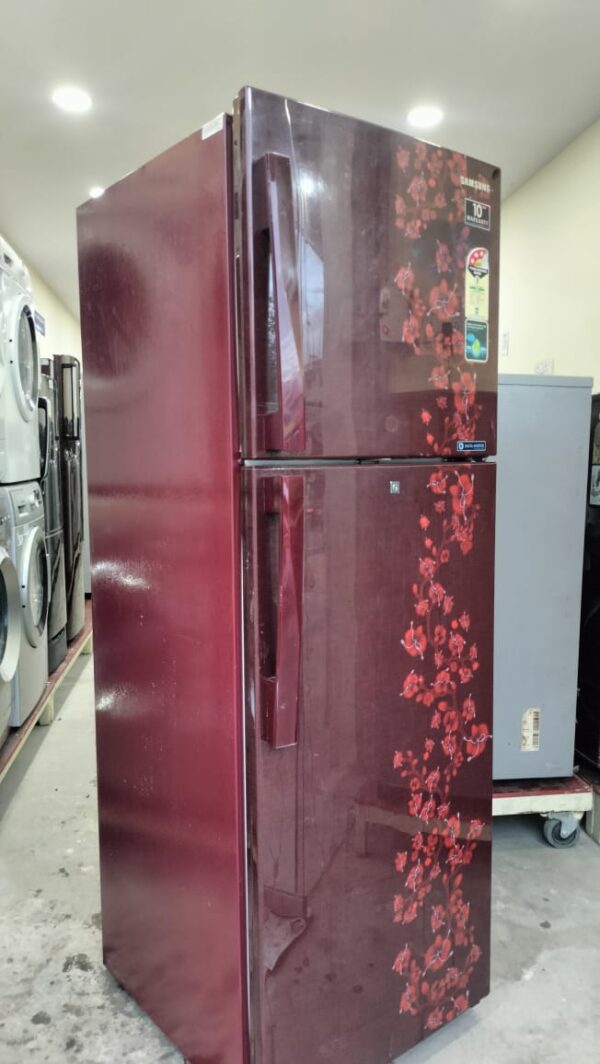 Samsung 280 ltr Refrigerator Inverter Model Double Door With Brown Color and Flower Design